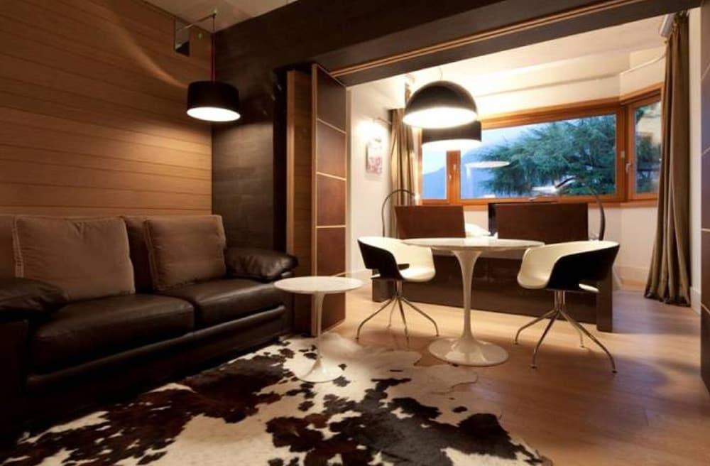 Hotel Milano Alpen Resort Meeting&Spa Кастьоне-делла-Презолана Екстер'єр фото